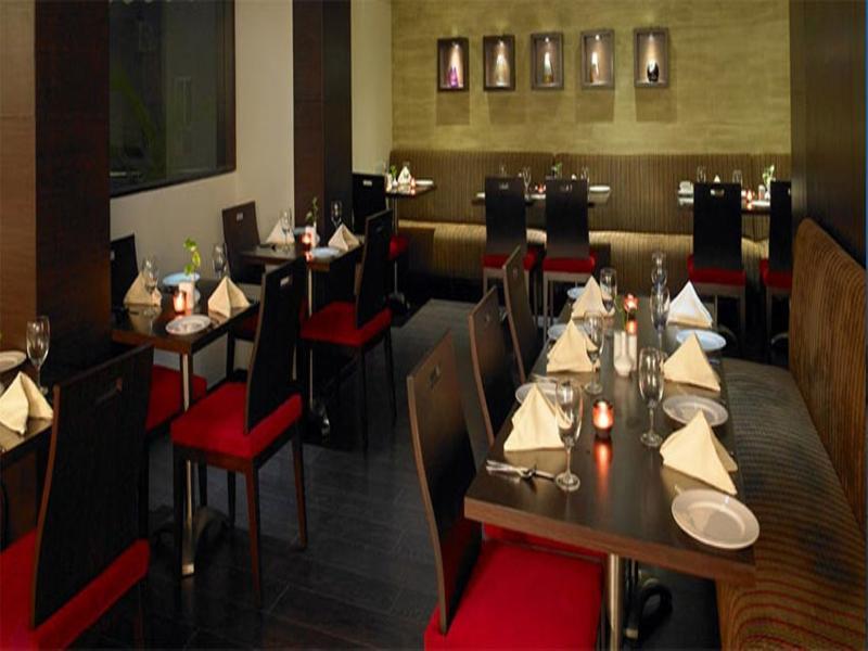 Royal Orchid Golden Suites Pune Zewnętrze zdjęcie